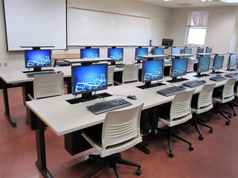 center computer.